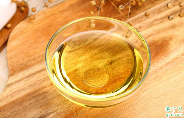 花生油好还是菜籽油好 花生油和菜籽油有什么不一样